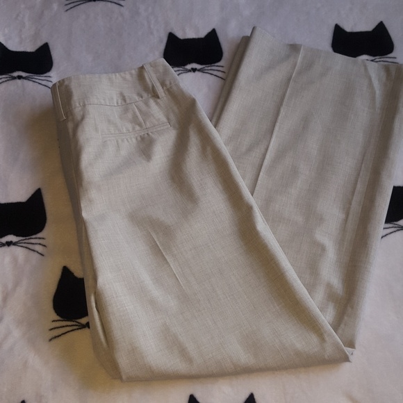 Ann Taylor Loft Grey Dress Pants Size 10 - Picture 2 of 4